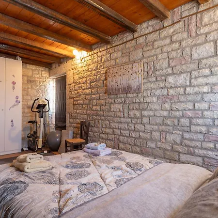 Prázdninový dům Polilimnio Foteini's Mini Castle *