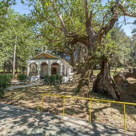 Polilimnio Foteini's Mini Castle Prázdninový dům